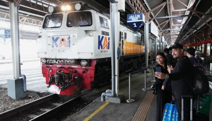 Momen Mudik Lebaran Pemesanan Tiket KA Lebaran di Daop 4 Semarang Capai Lebih 305 Ribu Penumpang