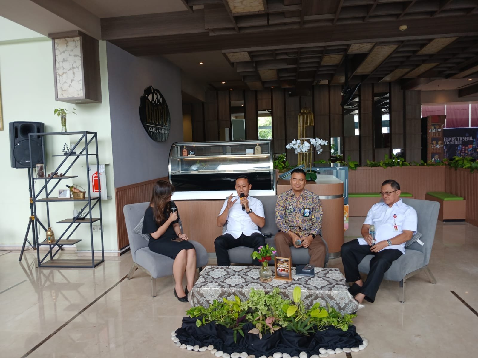 Ketua DPRD Kota Semarang, Kadarlusman menjadi narasumber Dialog Interaktif DPRD Kota Semarang.