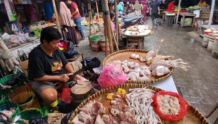 Puasa, Harga Cabai dan Daging Ayam di Semarang Masih Mahal