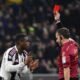 Bek Juventus Pierre Kalulu menerima kartu merah dari wasit Federico La Penna.