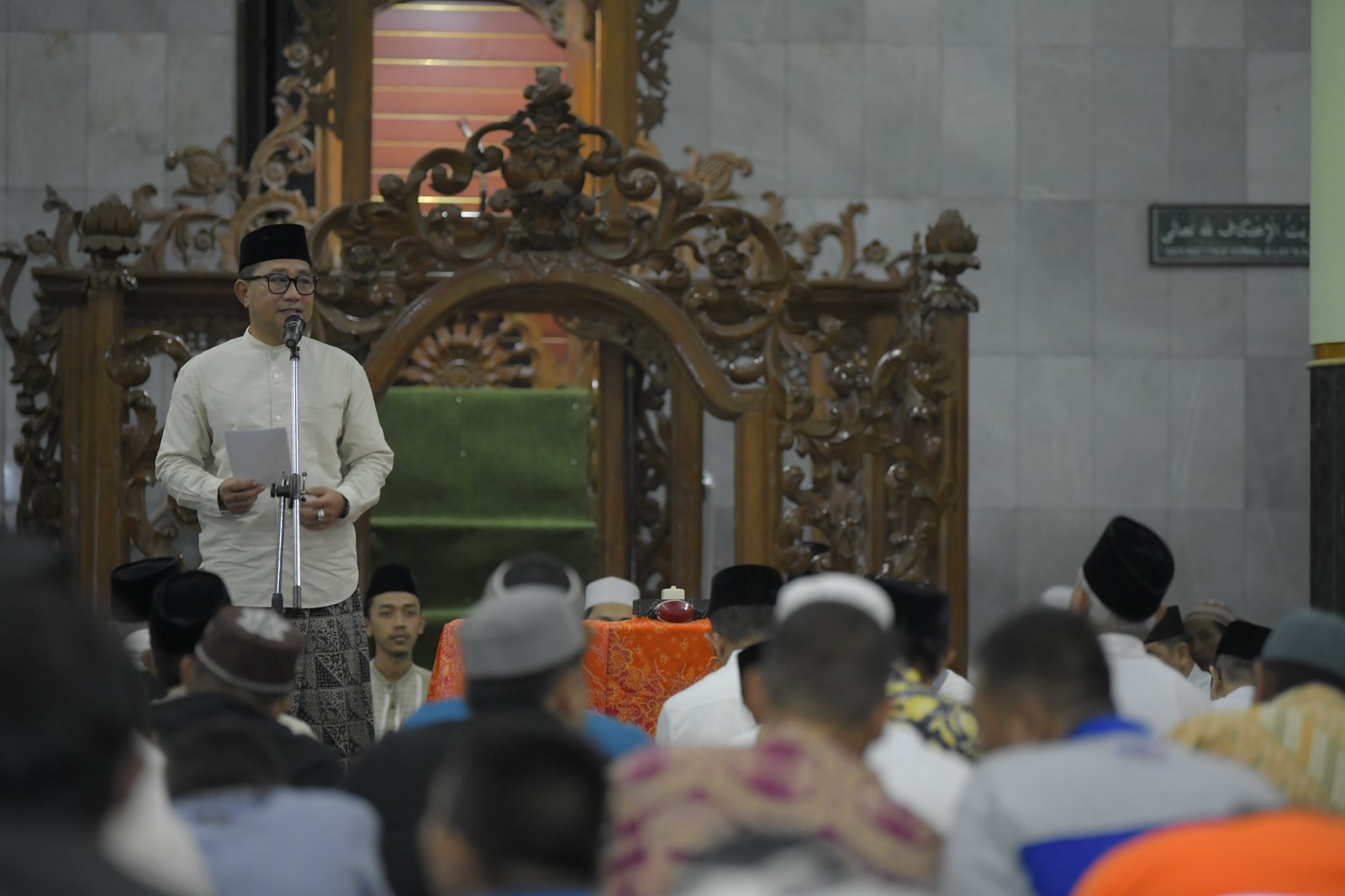 Wakil Walikota Semarang, Iswar Aminuddin saat menghadiri Safari Ramadan perdana di Masjid Kauman Semarang, Kamis (1802/2026)