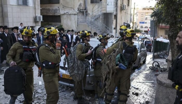 Rudal Iran Tembus Permukiman Israel, Enam Orang Dilaporkan Tewas