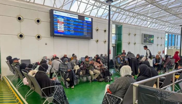 Di Tengah Konflik di Timur Tengah, Sebanyak 6.047 Orang Jamaah Umrah Sudah Pulang ke Tanah Air