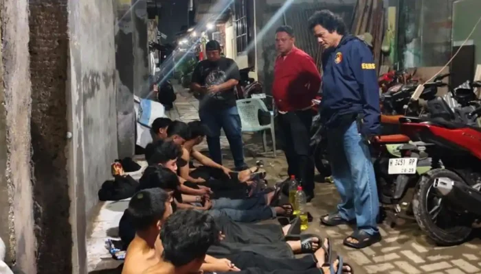 Kelompok Remaja Bersenjata Tajam Resahkan Warga di Kebonharjo Semarang Diamankan Polisi