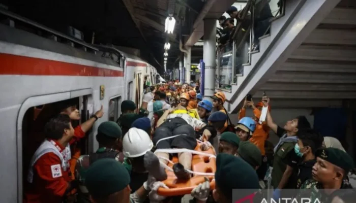 Jumlah Korban Meninggal Akibat Kecelakaan KA Menjadi 15 orang