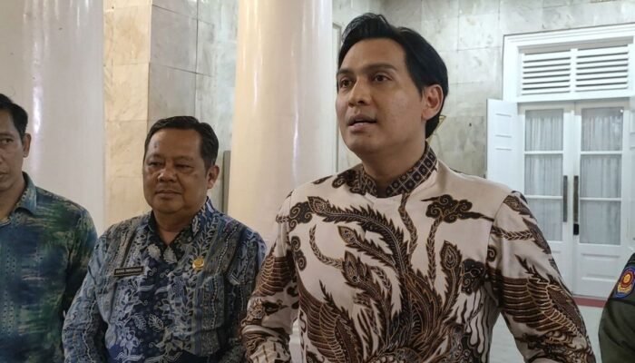 Alun-alun Indramayu Rusak Parah Pasca Demo Petambak, Kerugian Ditaksir Capai Rp 100 Juta