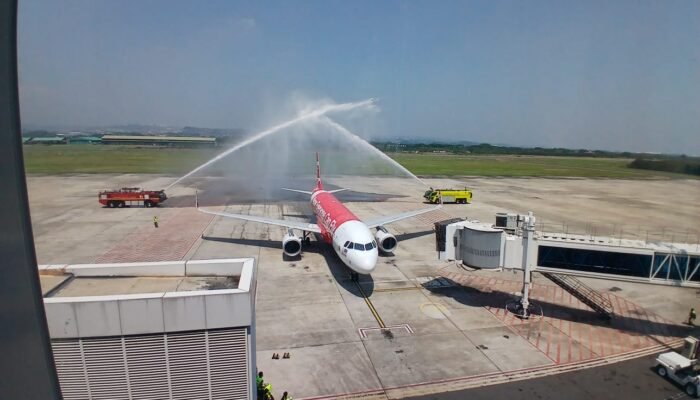 Buntut Harga Avtur Melambung, AirAsia X Naikkan “Fuel Surcharge”