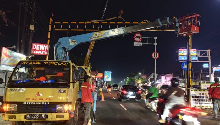 Perketat Operasional Kendaraan Berat di Silayur, Wali kota Semarang: Pemasangan Portal Katrol Secara Bertahap