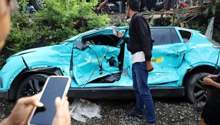 Sopir Taksi Hijau Jadi Tersangka Buntut Kecelakaan KRL di Bekasi Timur