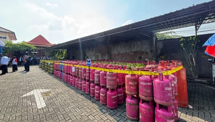 Polda Jateng Bongkar 53 Kasus BBM & LPG Ilegal, 60 Orang Ditangkap