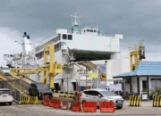 Momen Libur Panjang, ASDP: Ada Lonjakan Penumpang Merak- Bakauheni Hingga 60,7 Persen
