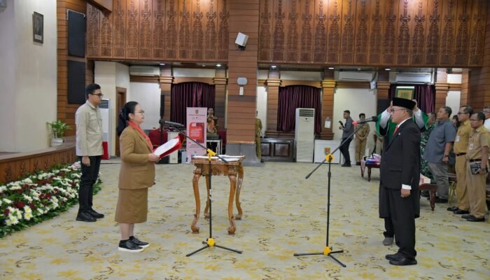 Wali Kota Agustina Resmi Lantik Handi Priyanto Sebagai Sekda Definitif Kota Semarang