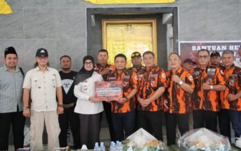 Penyerahan secara simbolis bantuan sosial berupa hewan kurban menjelang Hari Raya Idul Adha 1447 H diwakili oleh Sekretaris MPC Pemuda Pancasila Kota Semarang, Yuli Kristianto SH, MH kepada Kepala Lapas (Kalapas) Perempuan Kelas II A Semarang, Darmalingganawati di Masjid Fatimah Az-Zahra didampingi Kepala Dinsos Kota Semarang, Moh Agus Junaidi, patugas dan disaksikan oleh warga Binaan.