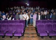 Ajak Anak-anak Yatim Nobar Children of Heaven, Wali kota Agustina Hadirkan Kebahagiaan dan Semangat untuk Meraih Mimpi