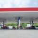 Sejumlah kendaraan tengah mengisi BBM di SPBU Rest Area 429 A Tol Ungaran, Kabupaten Semarang