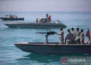Diancam AS, Iran Tutup Selat Hormuz Tanpa Batas Waktu