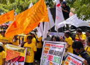 Turun ke Jalan, Ratusan Guru dan Nakes Donggala Tuntut Gaji PPPK Ditanggung APBN