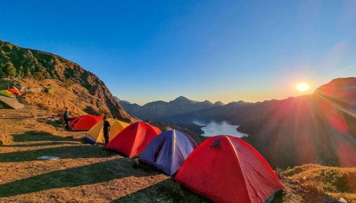 Pendaki Ritual Gunung Rinjani Meninggal, Jatuh ke Jurang 100 Meter