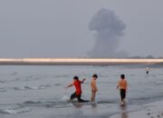 Balasan Serangan AS, Iran Rudal Kapal Tanker UEA dan Bahrain, Satu Pelaut Tewas