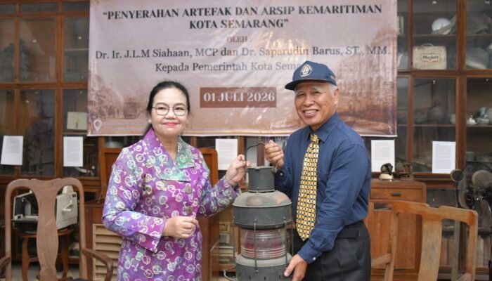 Penyerahan Artefak Berusia 134 Tahun Lengkapi Memori Sejarah Kota Semarang