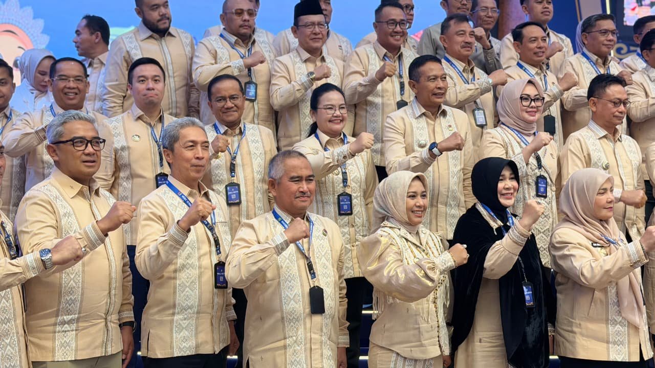 Walikota Semarang, Agustina Wilujeng menghadiri Rapat Kerja Nasional Asosiasi Pemerintah Kota Seluruh Indonesia (APEKSI) di Medan.