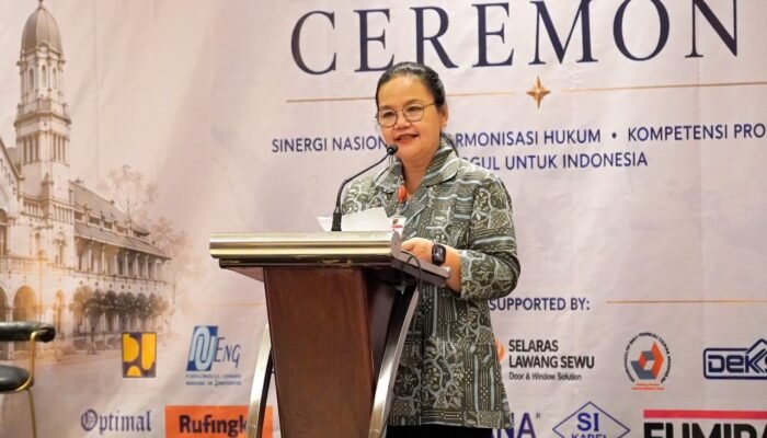 Wali Kota Agustina Wilujeng Bawa Semarang Raih Penghargaan Kota Terandal PAPTI Award 2026