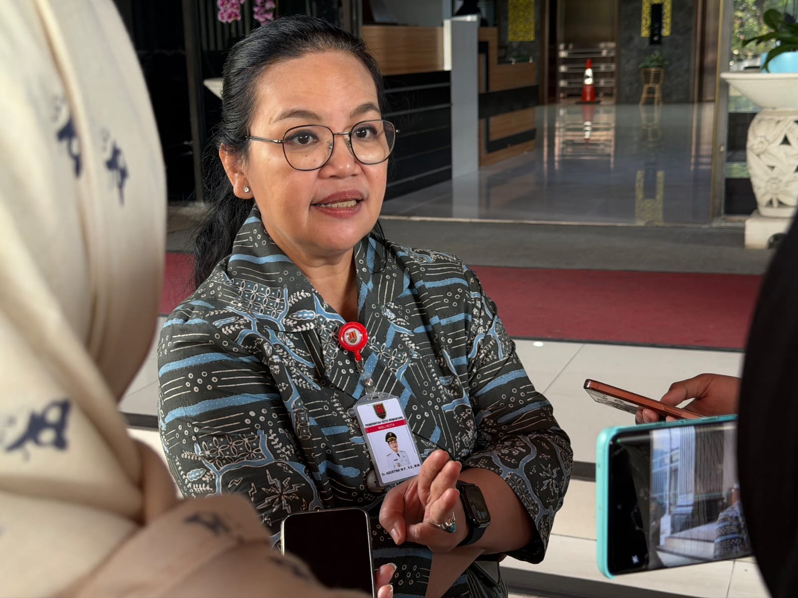 Walikota Semarang, Agustina Wilujeng saat diwawancarai awak media, Selasa (14/7/2026)