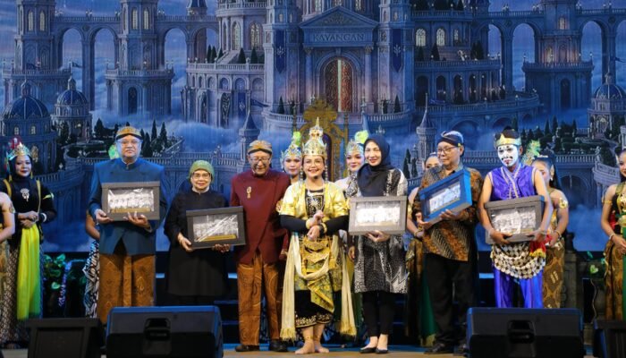 Dijadikan Ikon Wisata Budaya, Pemkot Semarang Geliatkan Pertujukan Berkala Wayang Orang Ngesti Pandowo di TBRS