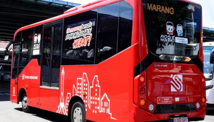 Peremajaan Armada Trans Semarang Antar Dishub Kota Semarang Raih Penghargaan Tingkat Nasional