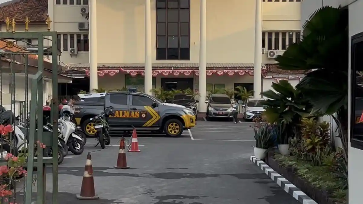 Suasana PN Semarang dijaga ketat kepolisian
