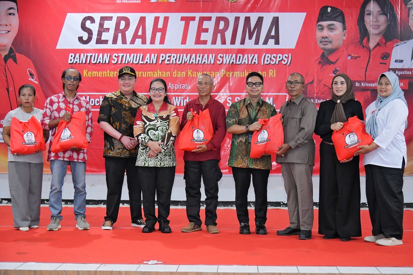 Walikota Semarang, Agustina Wilujeng menghadiri acara penyerahan Program Bantuan Stimulan Perumahan Swadaya (BSPS) Tahun 2025.