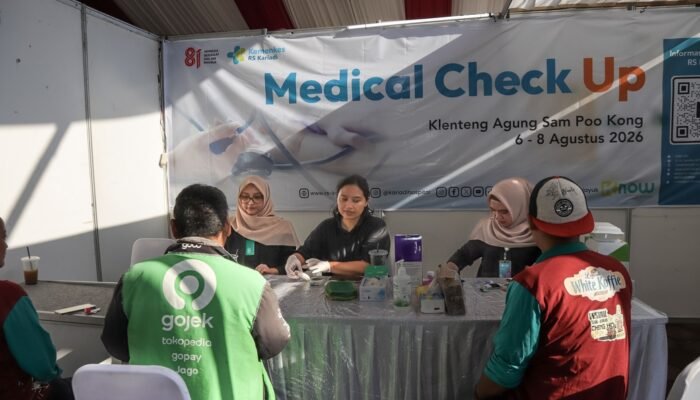 Layanan Kesehatan Gratis dan Donor Darah di Kelenteng Sampookong Diikuti Ribuan Warga