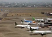 Terpapar Abu Vulkanik Anak Krakatau, Bandara Soetta Masih Ditutup hingga 23.59 WIB