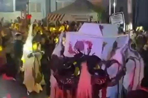 Karnaval Pekalongan di Simbang Kulon, Kecamatan Buaran, Kabupaten Pekalongan, Kamis (10/9/2026)
