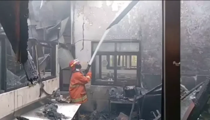 RS Saiful Anwar Malang Dilalap Api, Belasan Pasien Dievakuasi