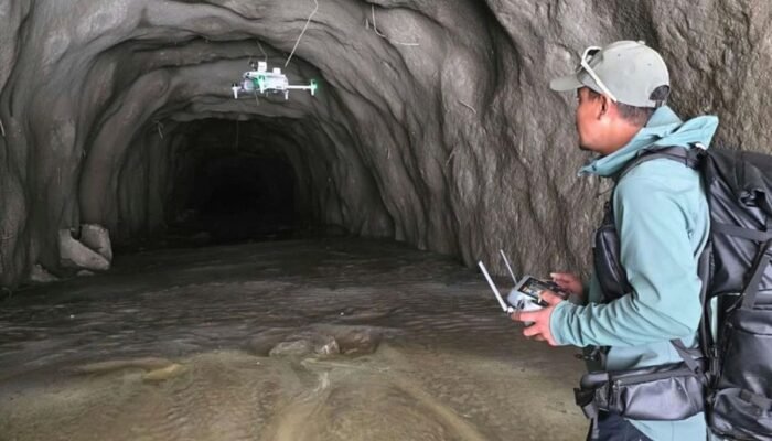 Kerahkan Drone Cari Korban Banjir Nepal Terjebak di Terowongan PLTA Belum Temukan Korban