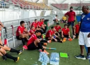 Timnas Hoki Lapangan Indonesia saat latihan di Jakarta, baru-baru ini.